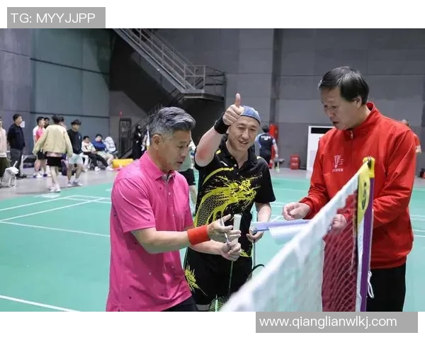 成都羽毛球队荣登羽毛球节奏排行榜第二名展现强劲实力与团队合作精神 成都羽毛球队荣登羽毛球节奏排行榜第二名展现强劲实力与团队合作精神